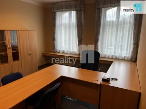 Pronájem kanceláře, Karlovy Vary - Dvory, Chebská, 21 m2