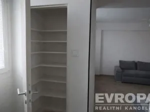 Pronájem bytu 2+kk, Kolín - Kolín II, Družstevní, 45 m2