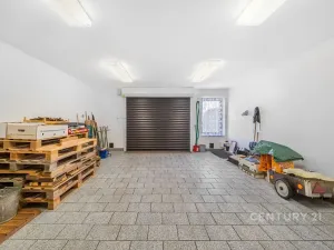 Prodej rodinného domu, Stráž, 320 m2