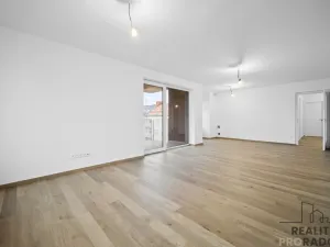Prodej bytu 4+kk, Pardubice, Smilova, 118 m2