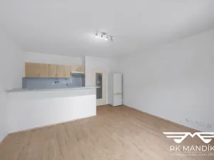 Pronájem bytu 1+kk, Hostivice, Za Mlýnem, 29 m2