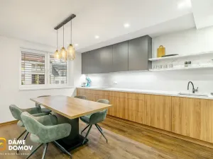 Prodej rodinného domu, Suchov, 191 m2