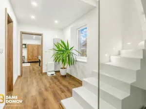 Prodej rodinného domu, Suchov, 191 m2