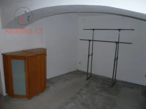 Pronájem bytu 2+1, Tábor, Chýnovská, 72 m2