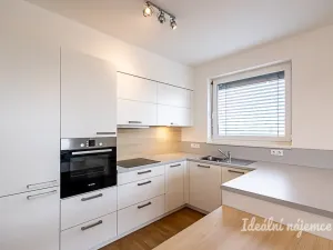 Pronájem bytu 2+kk, Praha - Pitkovice, Pýchavková, 61 m2