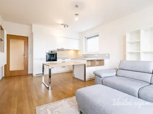 Pronájem bytu 2+kk, Praha - Pitkovice, Pýchavková, 61 m2