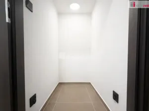 Pronájem bytu 2+1, Děčín - Děčín I-Děčín, Zámecká, 68 m2