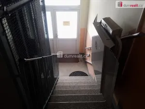 Pronájem bytu 2+1, Karlovy Vary - Bohatice, Lomená, 61 m2