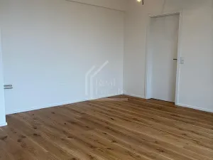 Pronájem bytu 2+kk, Praha - Radlice, U Komína, 45 m2