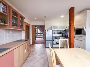 Pronájem bytu 2+1, Praha - Břevnov, Hošťálkova, 98 m2