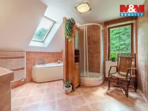 Prodej rodinného domu, Benecko, 224 m2