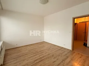 Pronájem bytu 2+kk, Praha - Nusle, Bartoškova, 57 m2