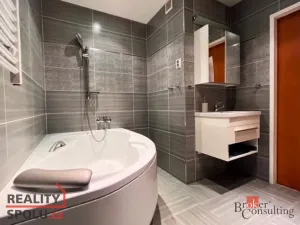 Pronájem bytu 3+1, Žatec, Pražská, 77 m2