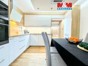 Prodej bytu 3+1, Ostrava - Zábřeh, Petruškova, 70 m2