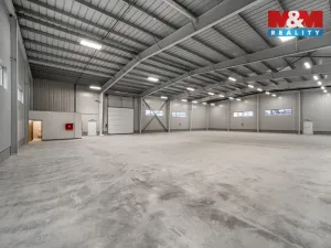 Pronájem skladu, Cerekvice nad Loučnou, 784 m2