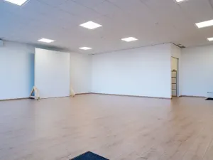 Pronájem obchodního prostoru, Jihlava, 100 m2