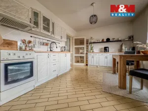 Prodej rodinného domu, Lovosice, S. K. Neumanna, 200 m2