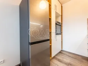 Prodej bytu 1+kk, Praha - Prosek, Lovosická, 34 m2