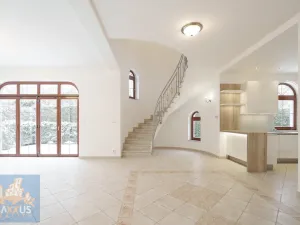 Pronájem vily, Praha - Nebušice, Nebušická, 243 m2