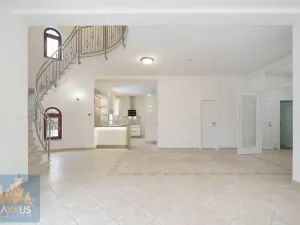 Pronájem vily, Praha - Nebušice, Nebušická, 243 m2