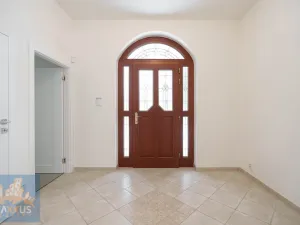 Pronájem vily, Praha - Nebušice, Nebušická, 243 m2