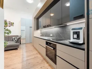 Prodej bytu 2+kk, Křížkový Újezdec, 46 m2