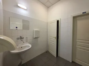 Pronájem kanceláře, Plzeň, náměstí Republiky, 125 m2