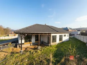 Prodej rodinného domu, Loket, Nad Hájovnou, 196 m2