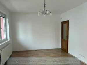 Pronájem bytu 2+kk, Praha - Kyje, Farkašova, 50 m2