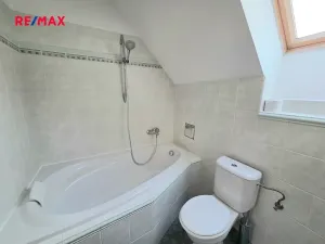 Prodej bytu 2+kk, Jesenice, Příčná I., 45 m2