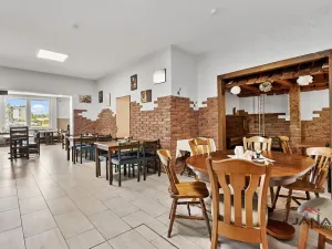 Prodej restaurace, Příšovice, 300 m2