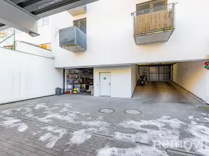 Prodej bytu 3+kk, Praha - Záběhlice, V korytech, 71 m2