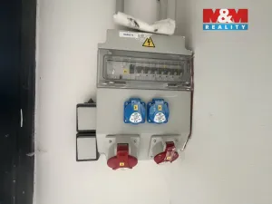 Pronájem garáže, Újezdec, 43 m2