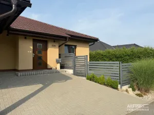 Prodej rodinného domu, Puklice, 231 m2