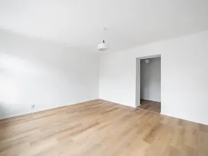 Pronájem bytu 2+kk, Praha - Podolí, U Kublova, 43 m2