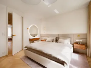 Pronájem bytu 2+kk, Praha - Staré Město, U milosrdných, 77 m2