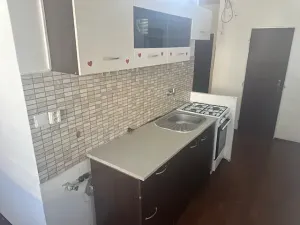 Prodej bytu 3+1, Kadaň, Husova, 66 m2