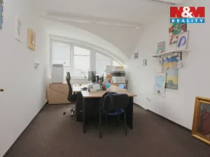 Prodej kanceláře, Hradec Králové - Slezské Předměstí, Vážní, 290 m2
