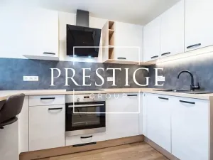 Pronájem bytu 3+kk, Praha - Karlín, K Olympiku, 68 m2