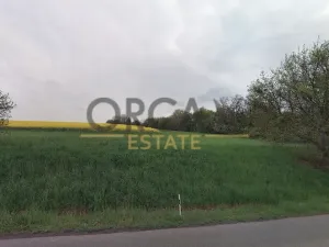 Prodej pole, Zlín, 3758 m2