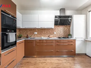 Prodej bytu 3+kk, Praha - Prosek, Jablonecká, 75 m2
