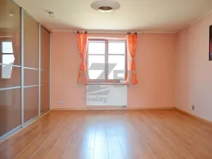 Prodej rodinného domu, Olomouc - Nemilany, 350 m2