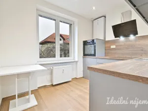 Pronájem bytu 2+1, Brno, Lomená, 52 m2