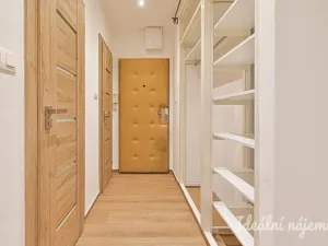 Pronájem bytu 2+1, Brno, Lomená, 52 m2