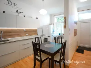 Pronájem bytu 1+1, Brno - Královo Pole, Bulharská, 40 m2