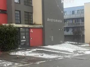 Prodej garážového stání, Jindřichův Hradec, 13 m2