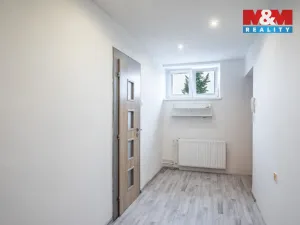 Prodej bytu 3+1, Písek - Budějovické Předměstí, Baarova, 79 m2