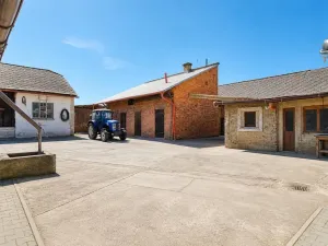 Prodej rodinného domu, Ústín, 150 m2