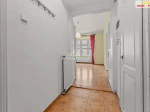 Pronájem bytu 2+1, Praha - Nové Město, Pod Slovany, 59 m2