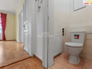 Pronájem bytu 2+1, Praha - Nové Město, Pod Slovany, 59 m2